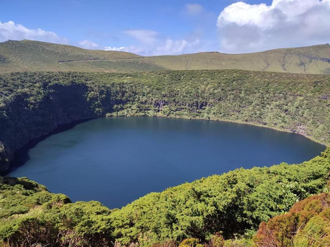 Alojamento Local M&I Lajes das Flores Екстериор снимка