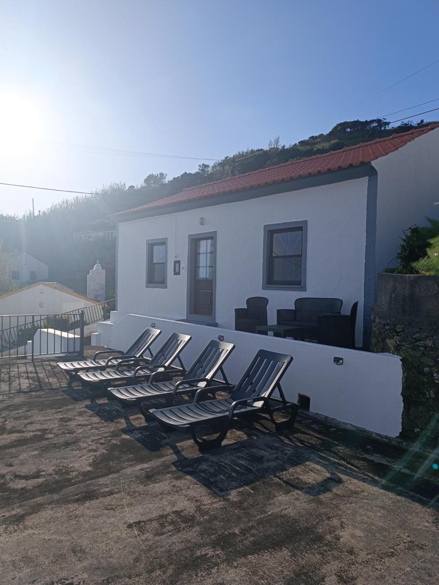 Alojamento Local M&I Lajes das Flores Екстериор снимка